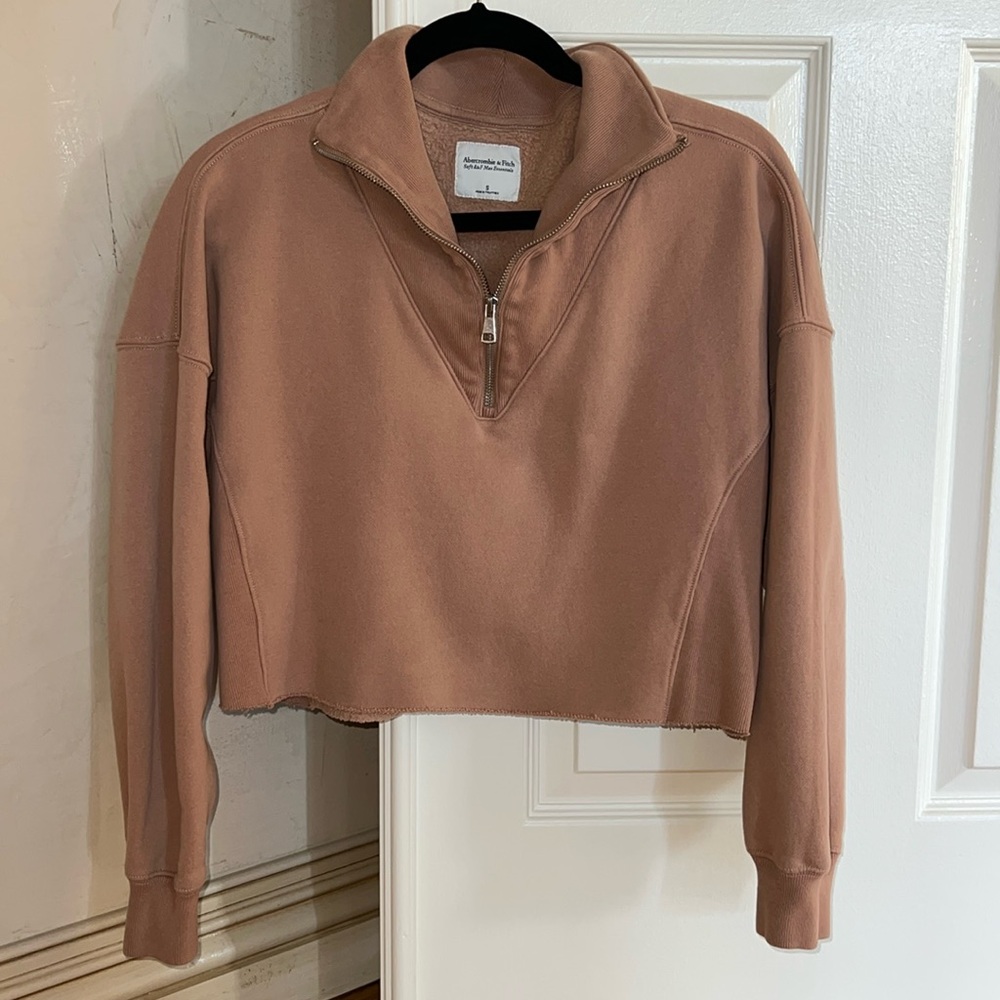 A&F cropped half zip
